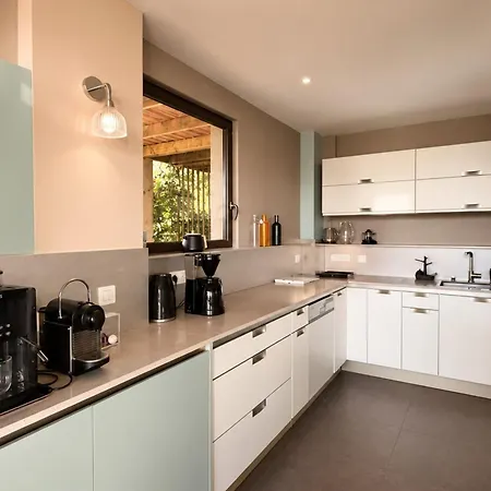 Baia Serena Di *